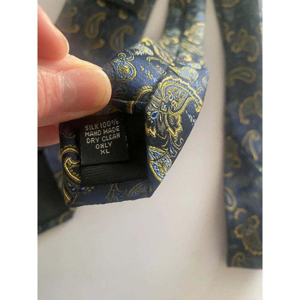BOCARA silk necktie
