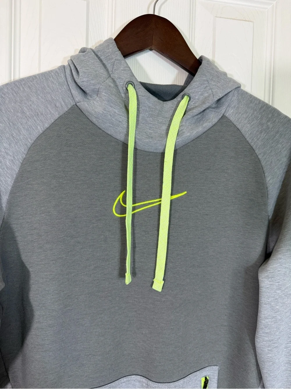 Nike therma fit