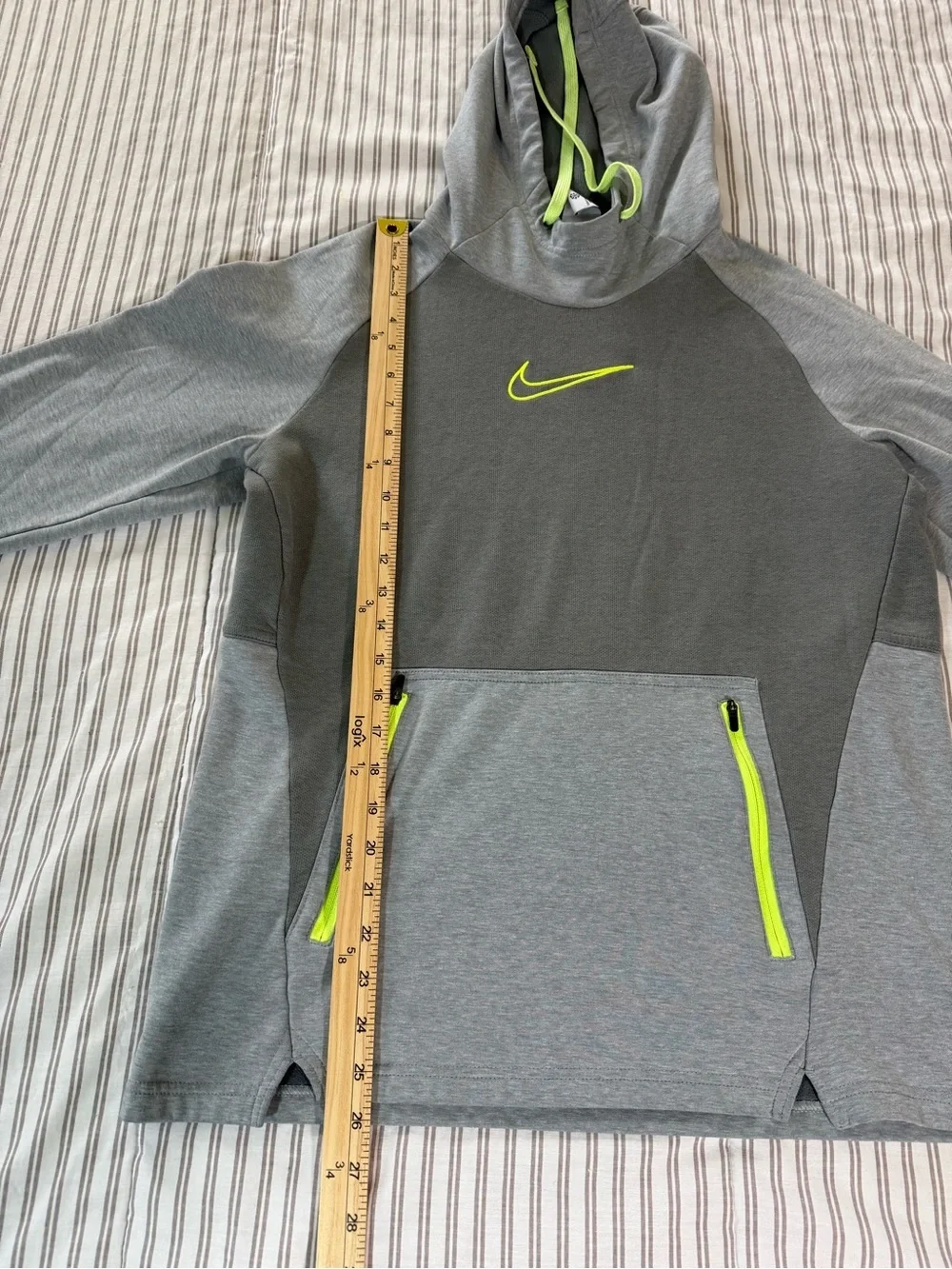 Nike therma fit