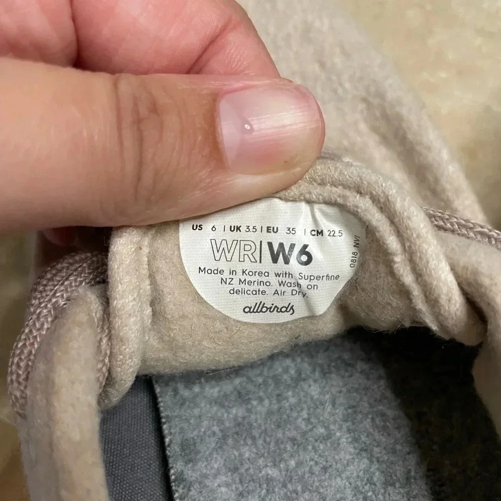 Allbirds Women’s Sneakers The Wool Runner Tennis Shoe Beige Size 6
