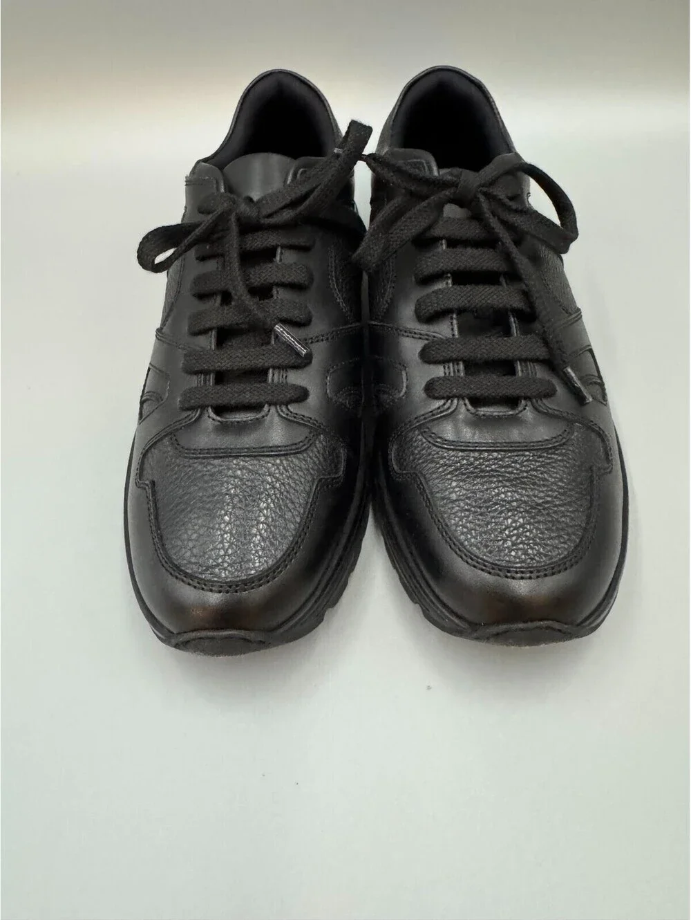 Common Projects this pair
