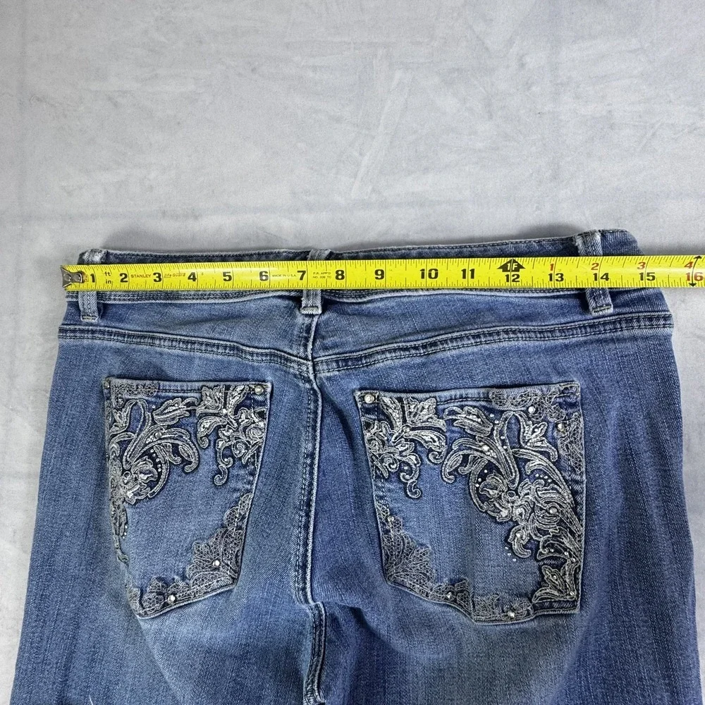 White House Black Market Womens Blanc Bootleg Jeans Blue Denim Embroidered 10R