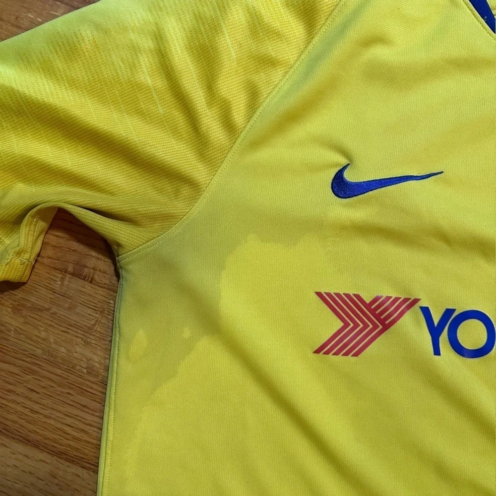 Nike chelsea football