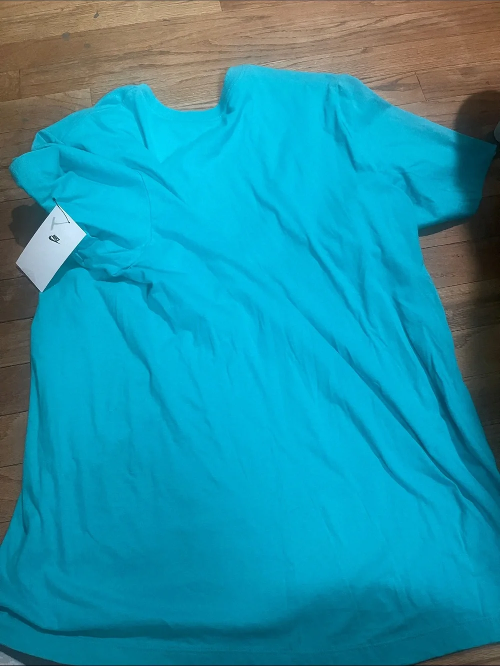 Nike vibrant turquoise