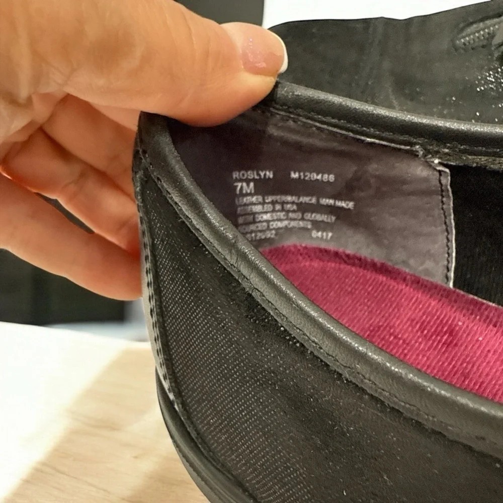 Munro flat design sneakers