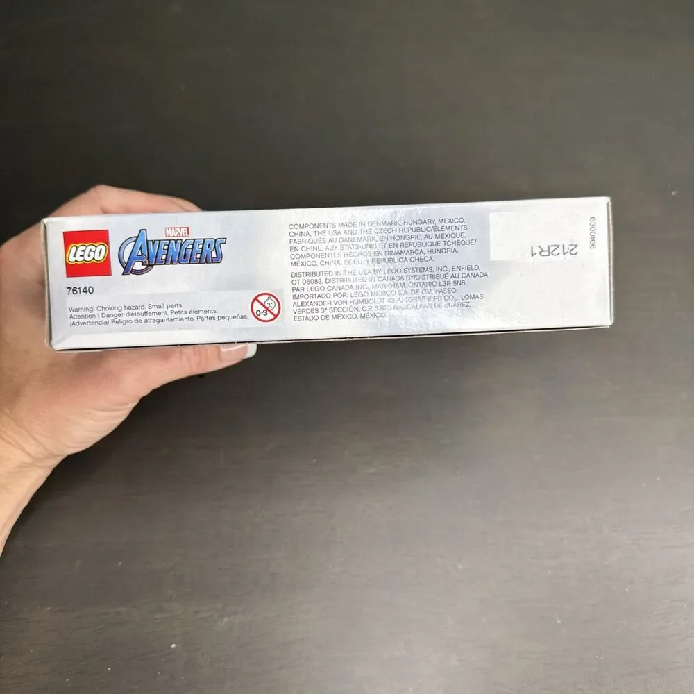 76140 LEGO  Marvel Avengers Iron Man Mech NEW Box RETIRED