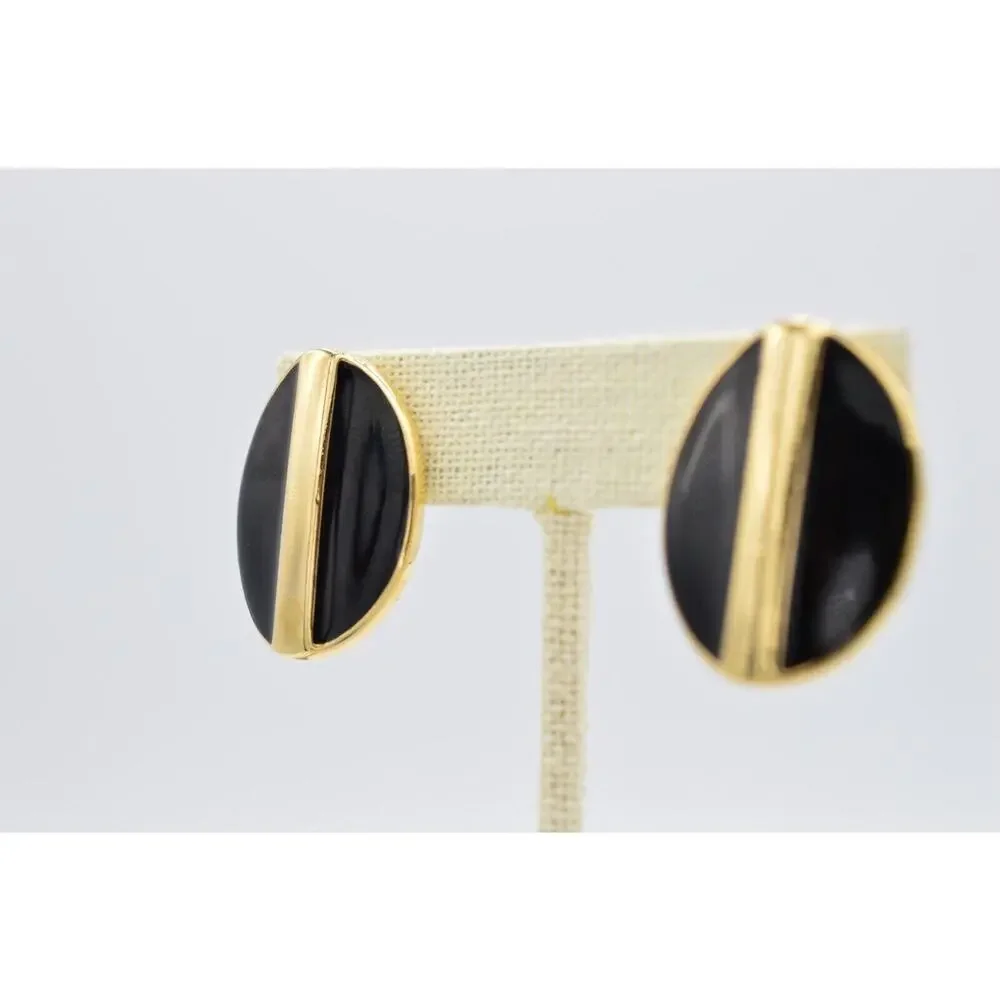 Swarovski stunning earrings