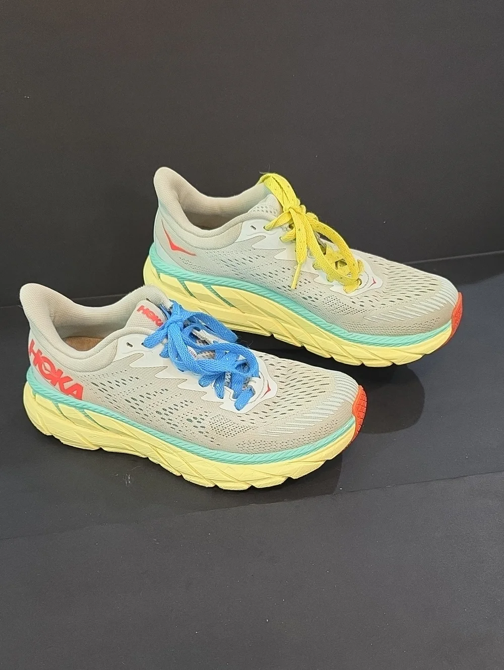 Hoka Clifton 7 Women's Shoes in Beige with Yellow, Blue & Coral Accents Size 8
