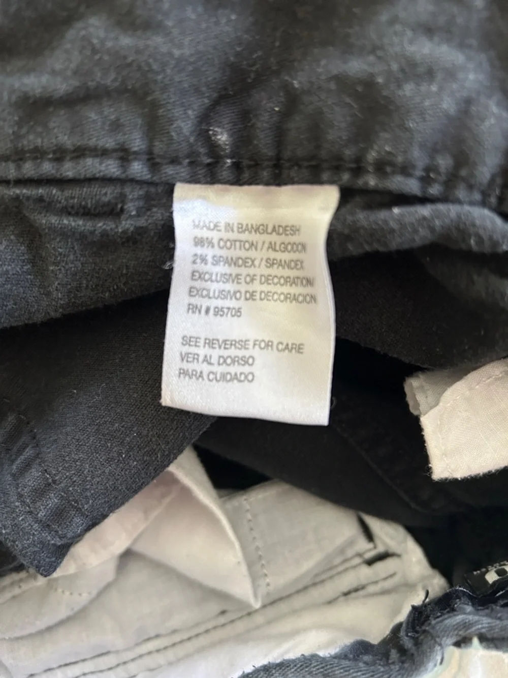 Denali black mostly cotton shorts with pockets size 30