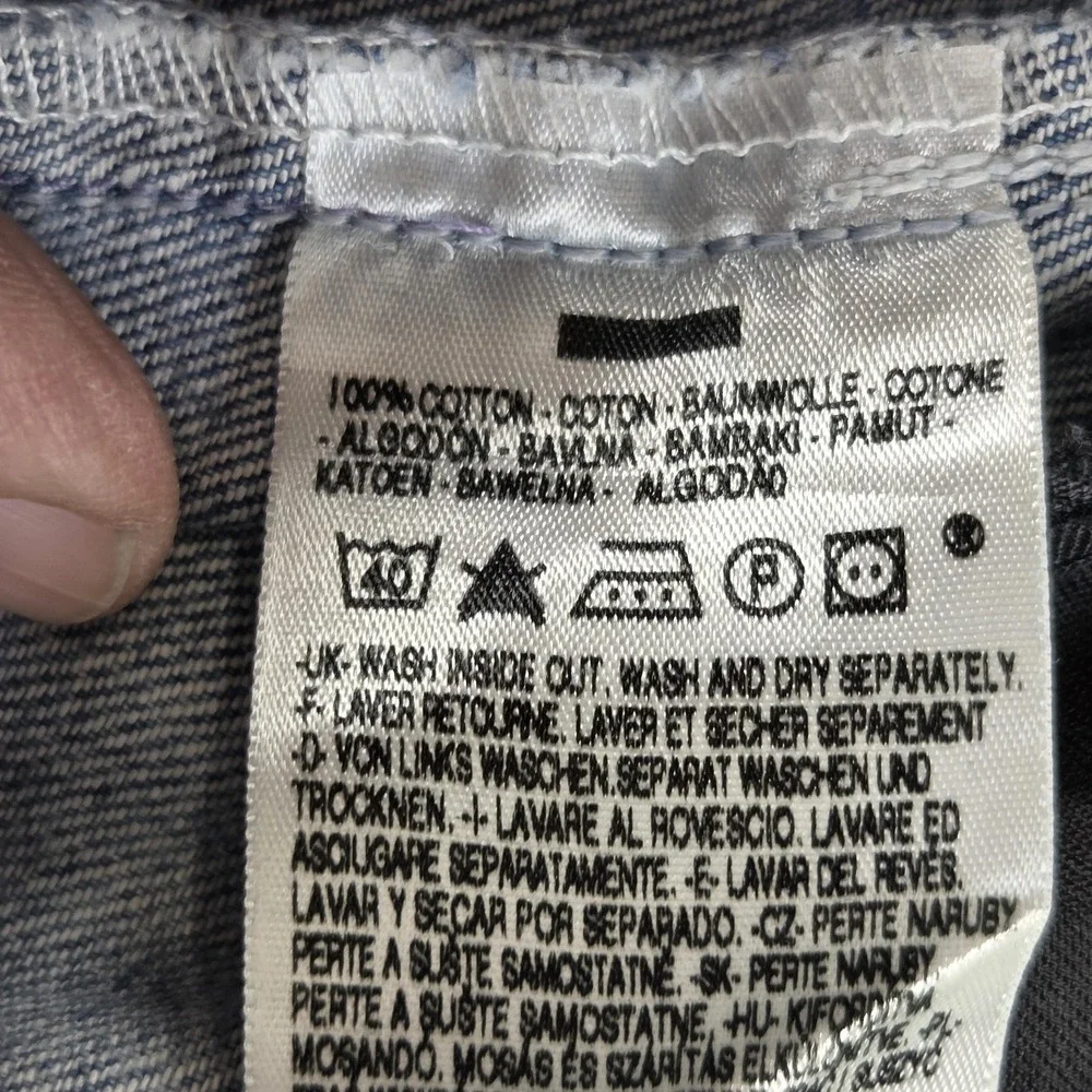 Levis 11778 important