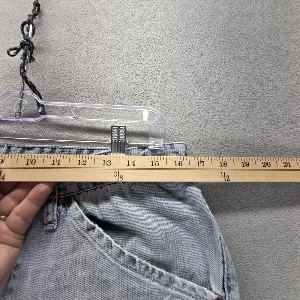 Levis 11778 important