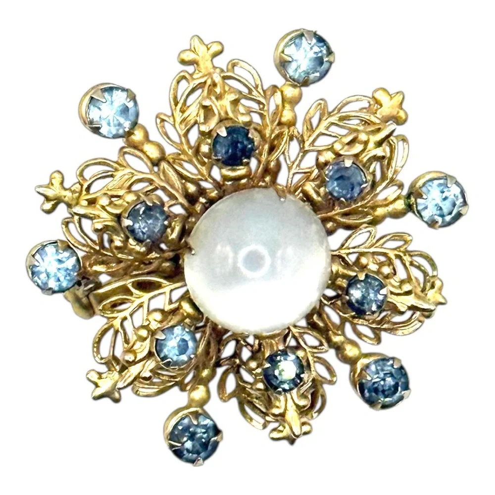 Source Unknown gold brooch