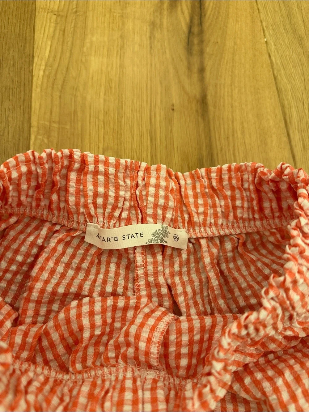Altar’d State Gingham Ruffle Elastic Waist Shorts - Red & White XS