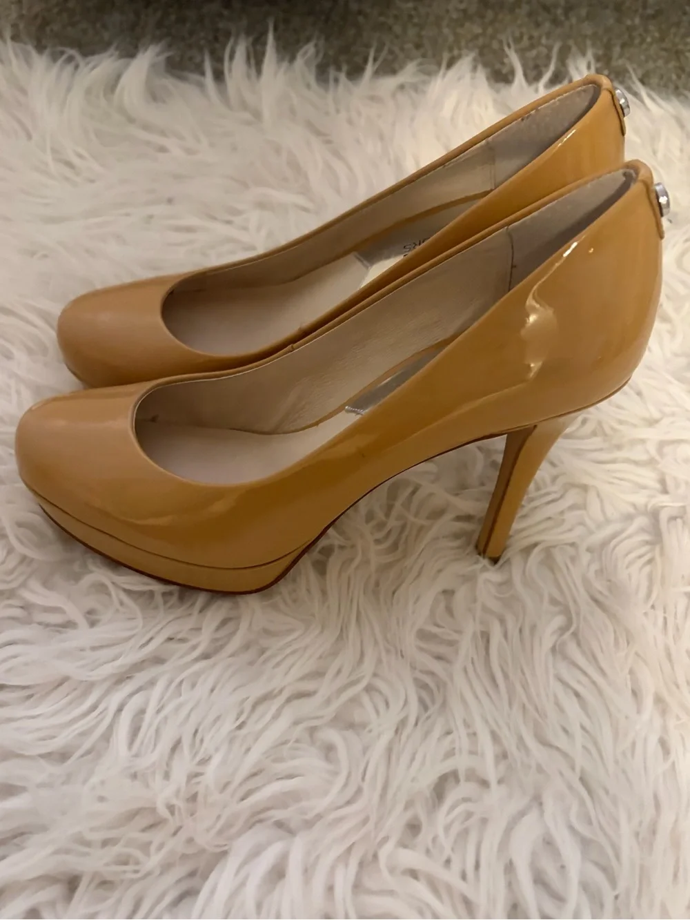 Michael Kors tan heels