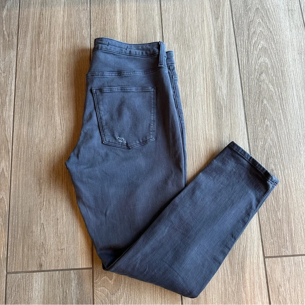 Universal Thread High Rise Jeans Size 10