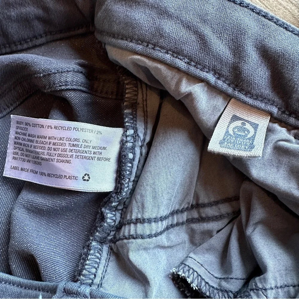 Universal Thread High Rise Jeans Size 10
