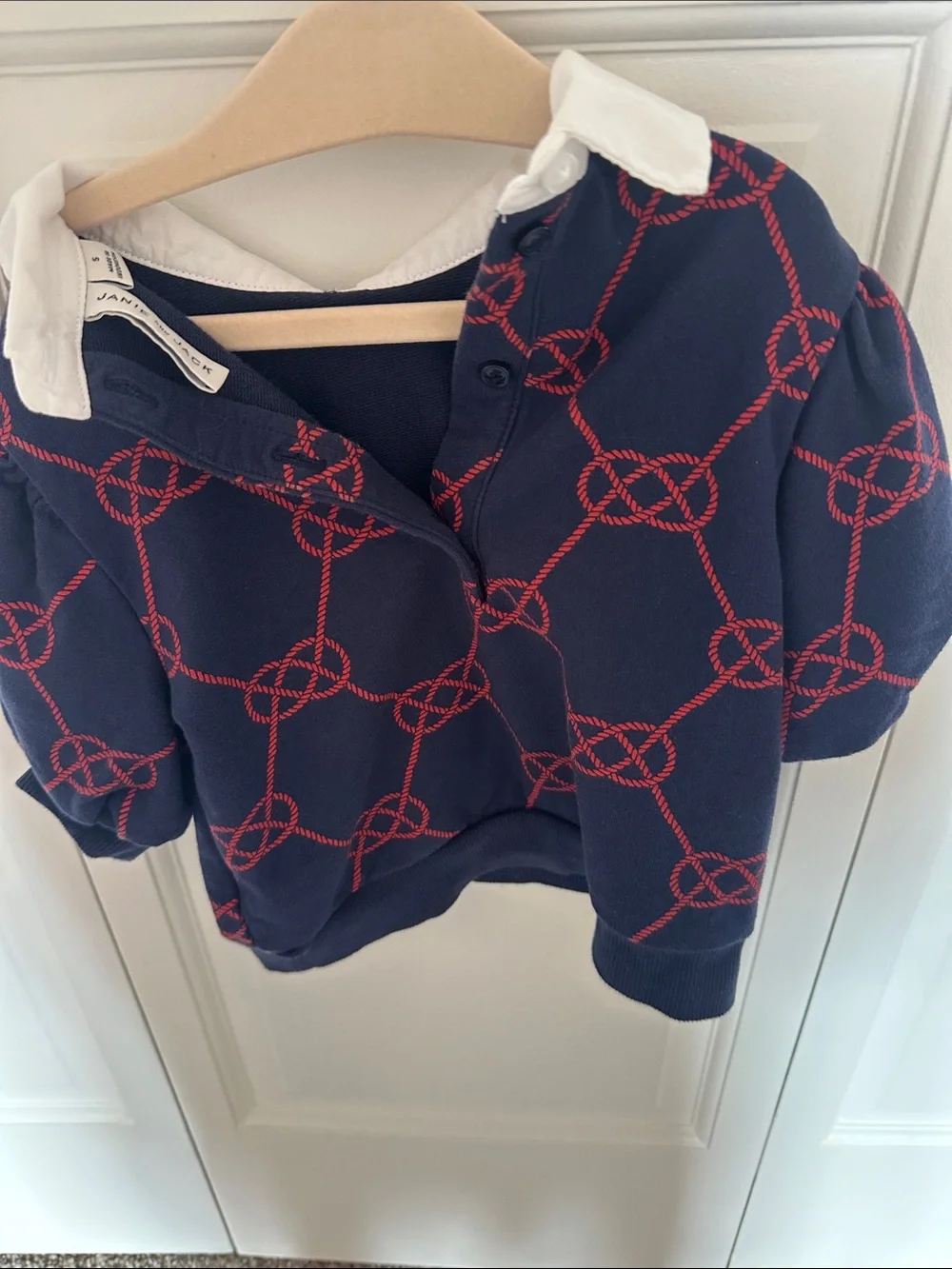 Janie and Jack across everyday collar