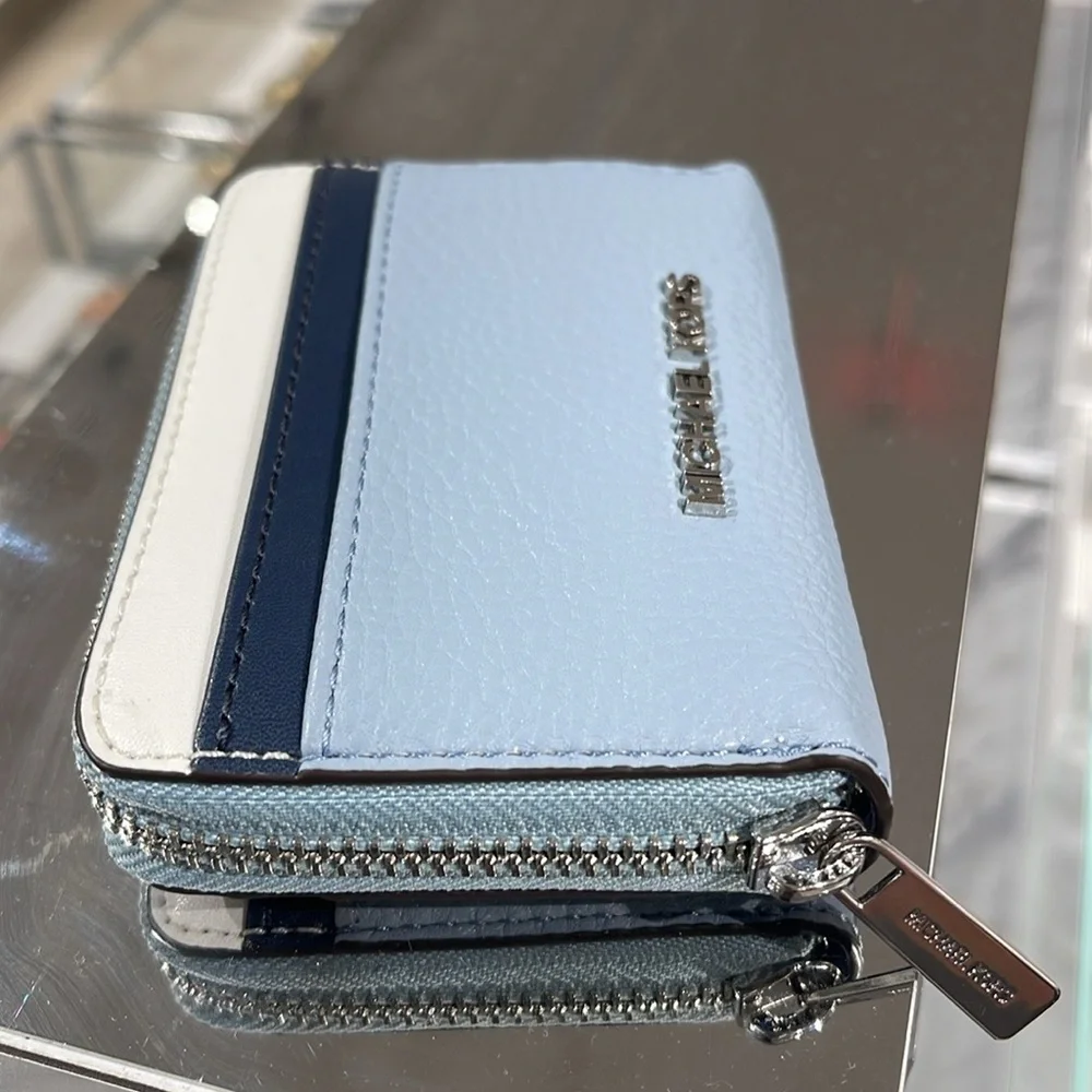 Michael Kors Jet Set Travel Medium Color-Block Wallet Pale Blue NWT