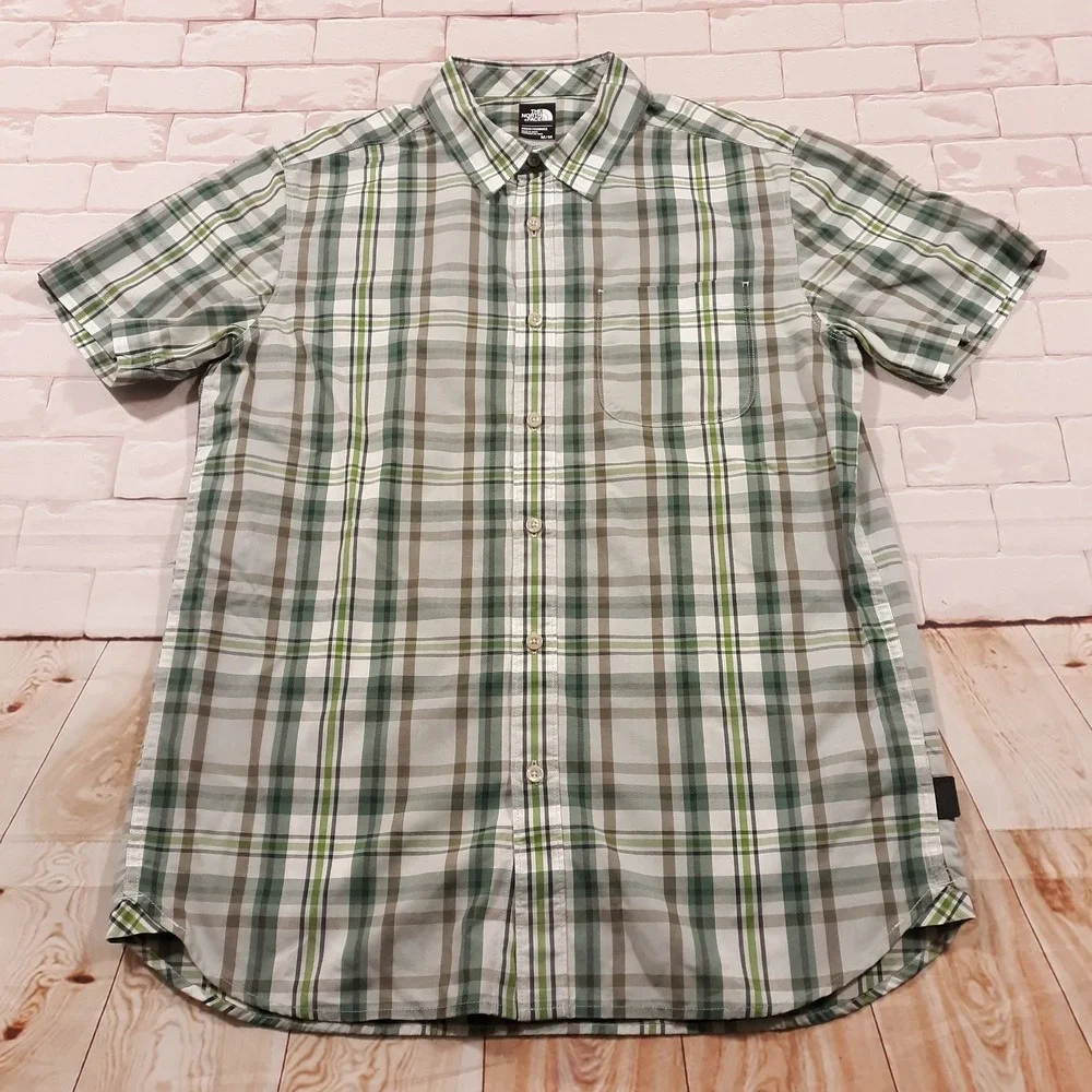 The North Face Shirt Outdoor Hiking Travel Mens Medium Cotton Blend Plaid Gray
