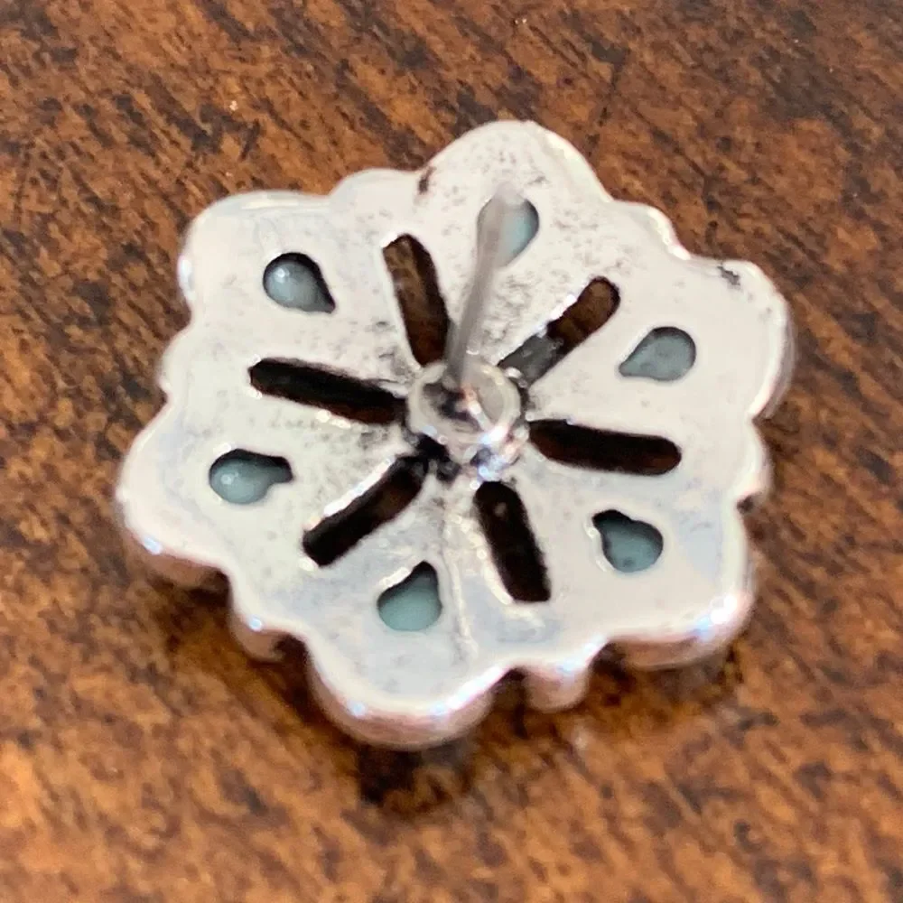 N/A gift worn