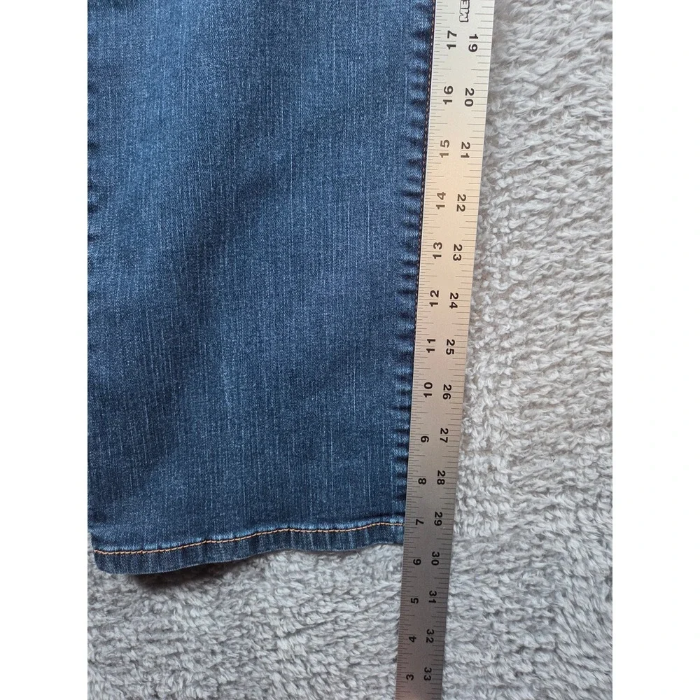 Levis levi 512