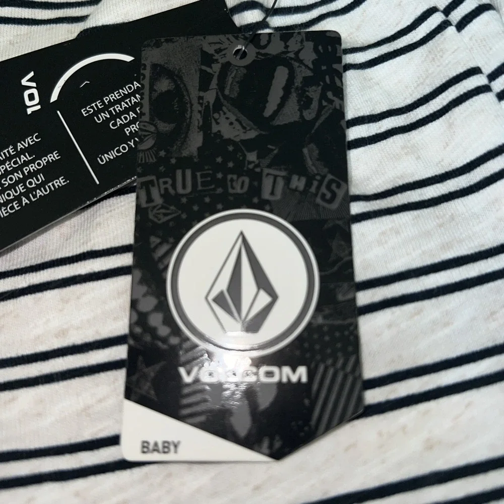 Volcom Roll Sleeve Shirt | Boys Size 4T |White Sand| NEW w/tags |MSRP $50.00