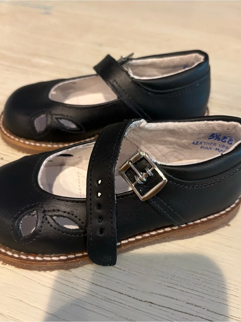 Amilio classic black