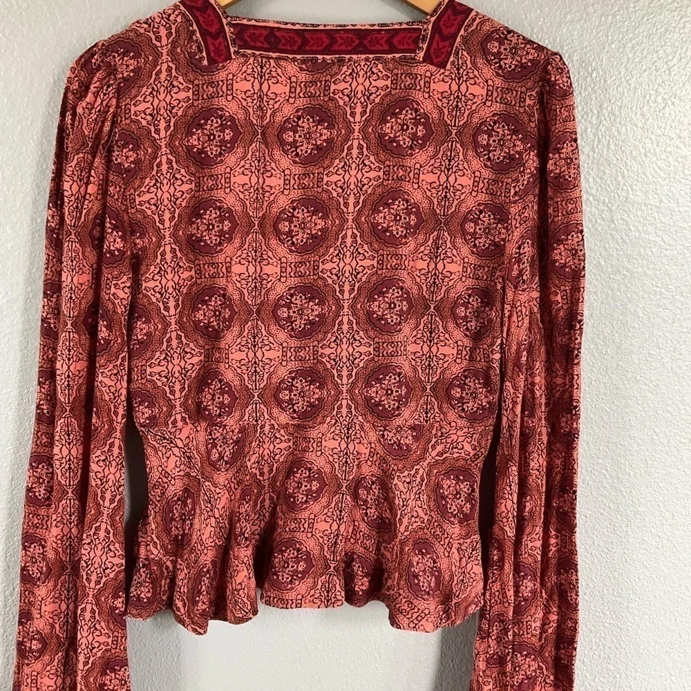 Free People snap 17”