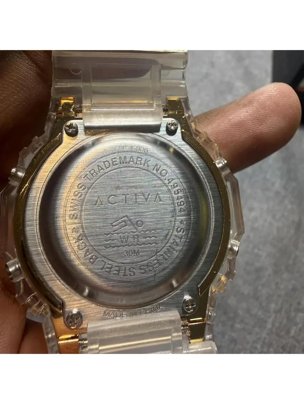 Invicta hybrid sporty