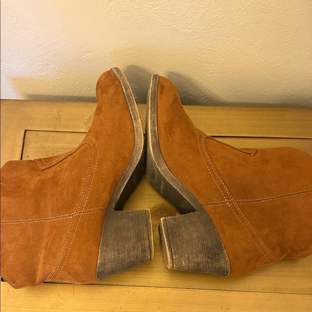Rocket Dog soft suede