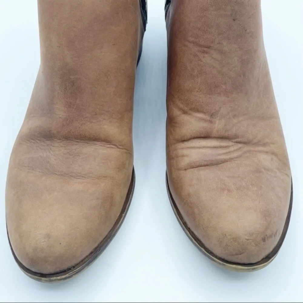 Lucky Brand matte tan