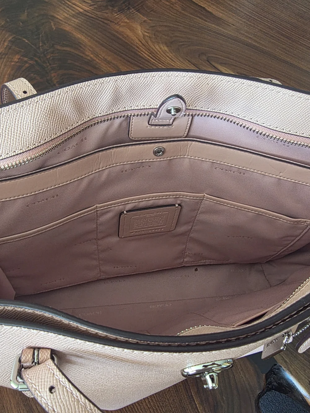 Coach classic tote