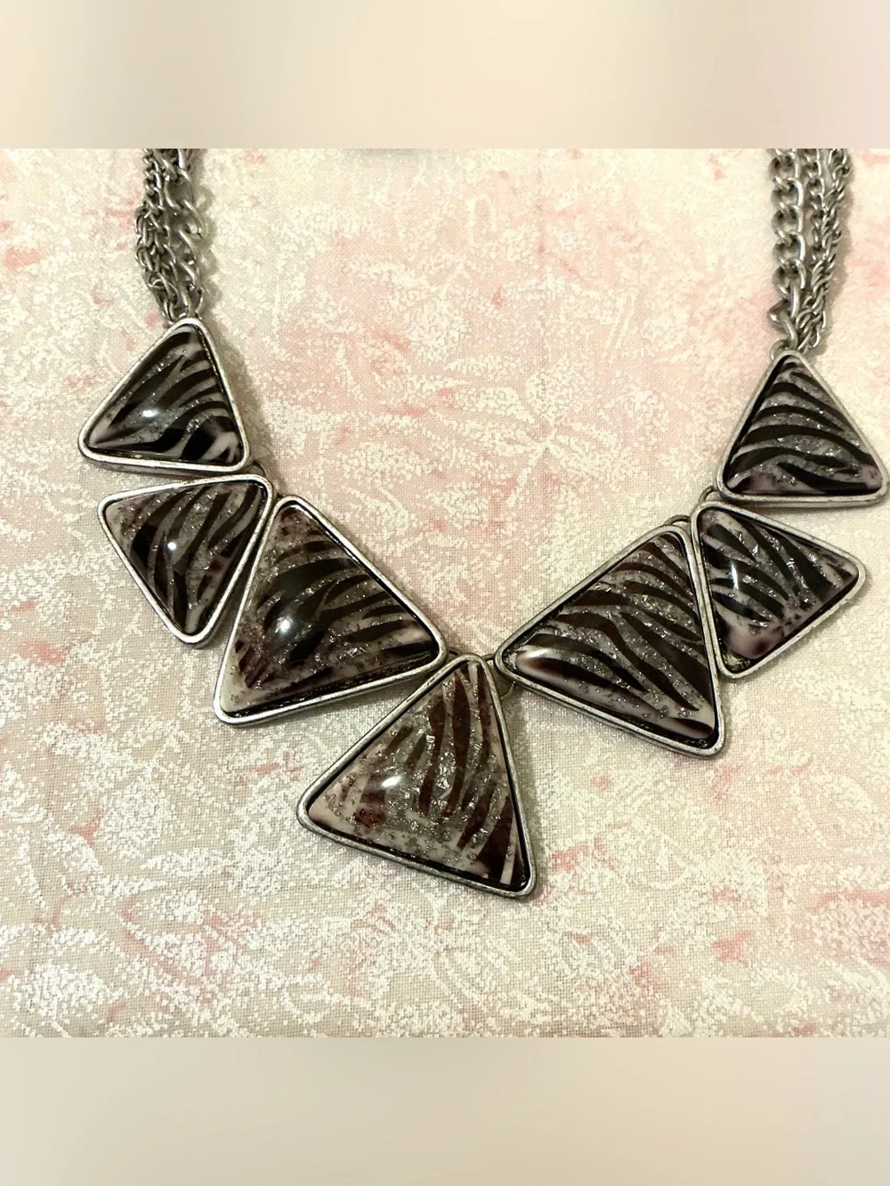 N/A bold triangle