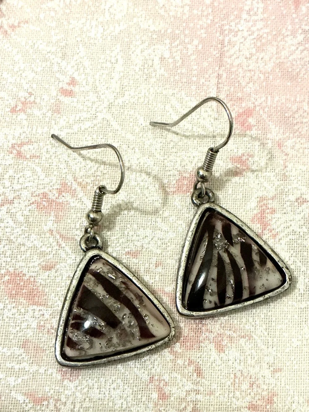 N/A bold triangle