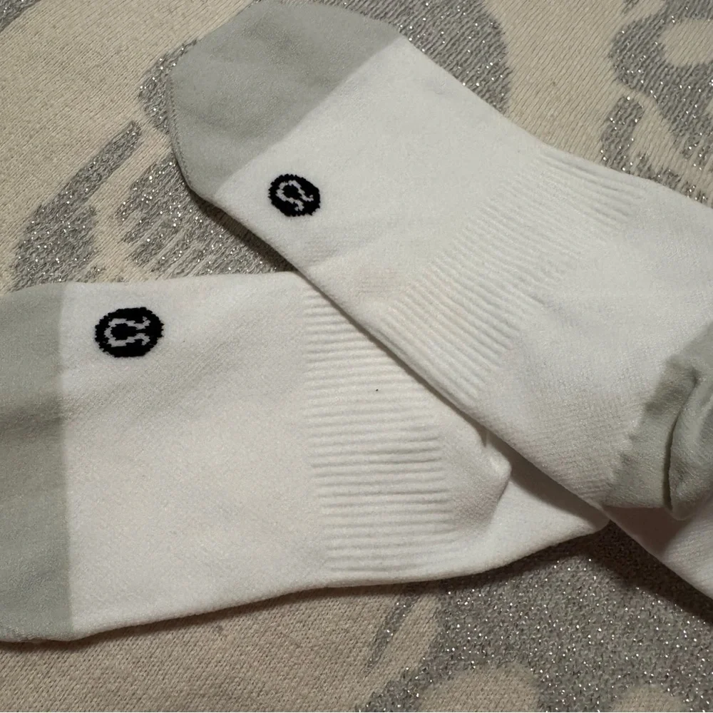 lululemon athletica comfortable stylish