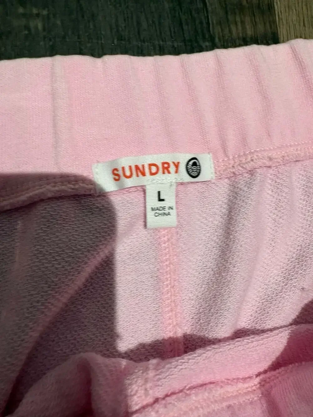 Sundry stay comfortable