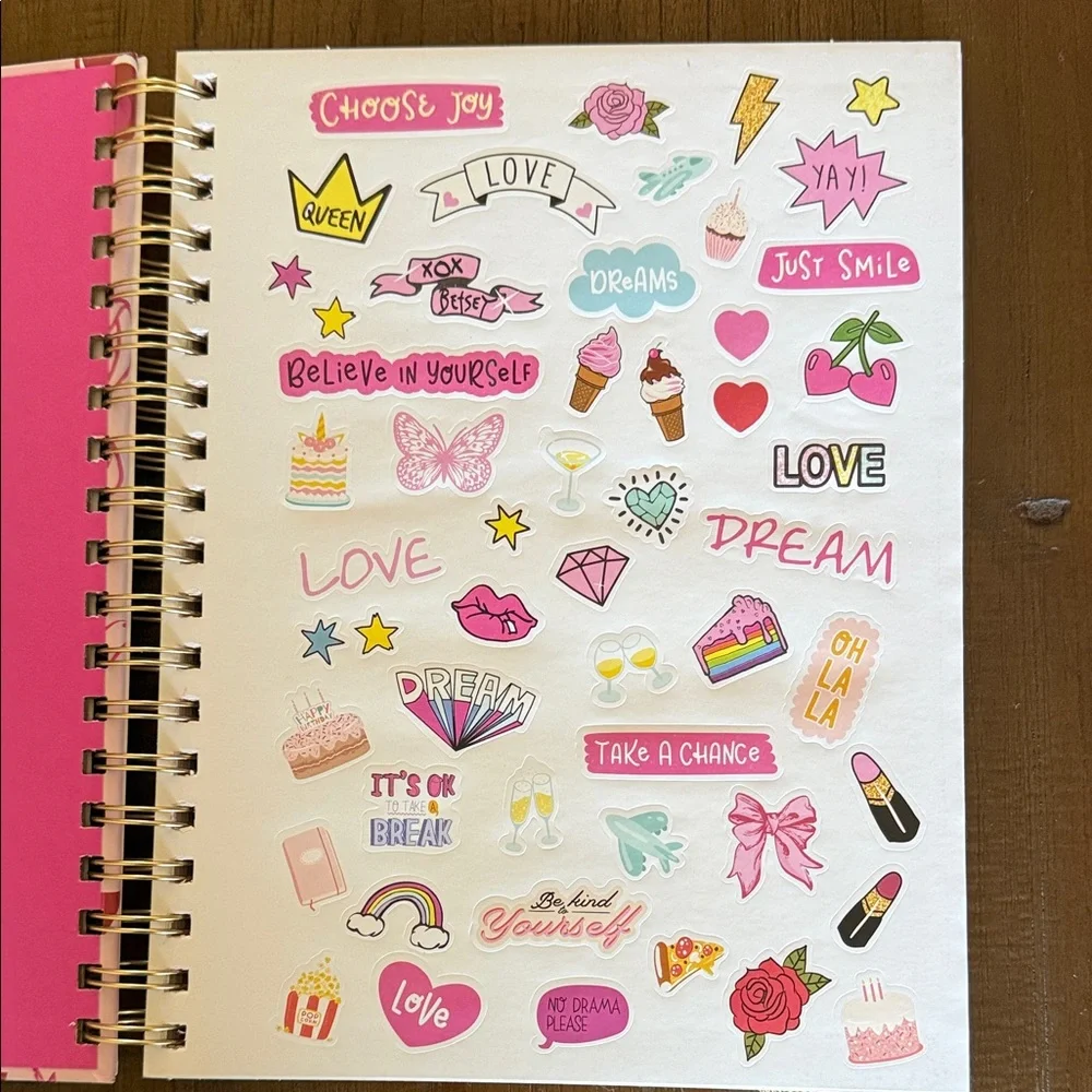Betsey Johnson Pink Heart & Bow 18-Month Planner with Gold Elastic