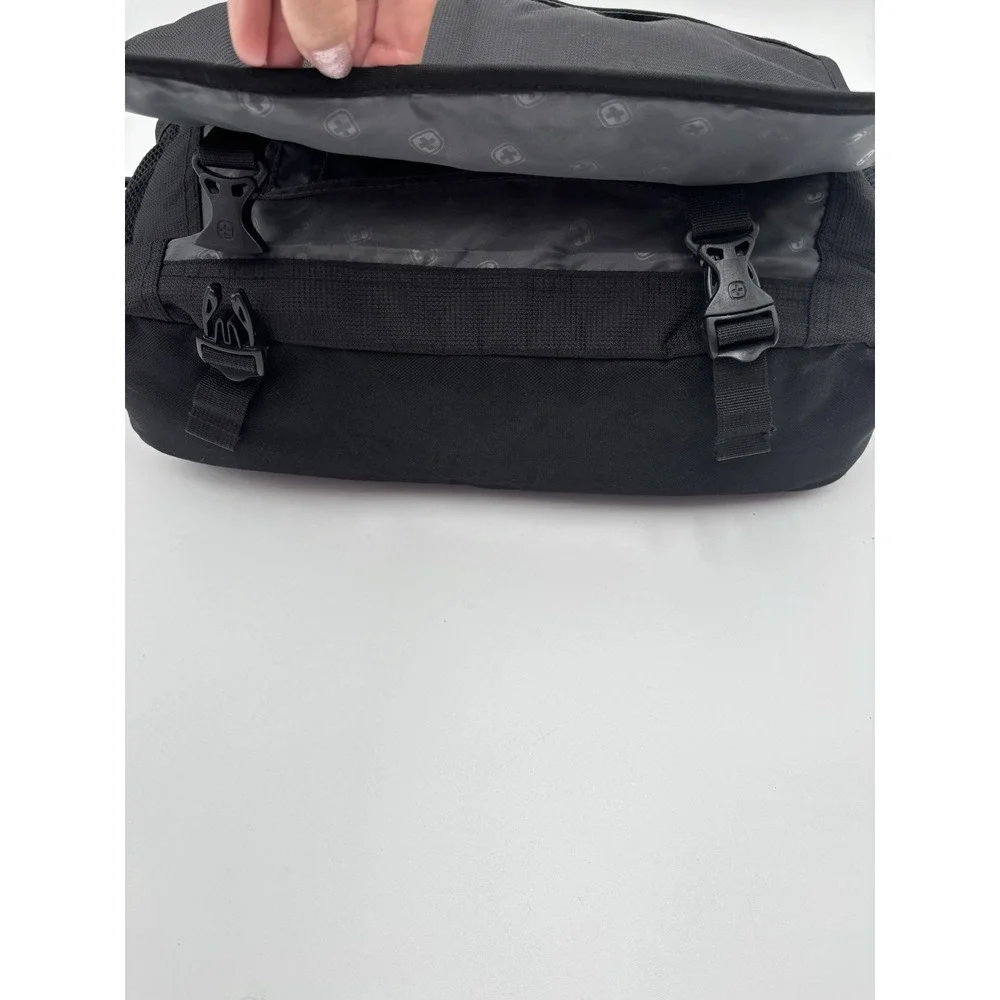 SwissGear Black Messenger Laptop Bag Shoulder Crossbody Travel Organizer Case