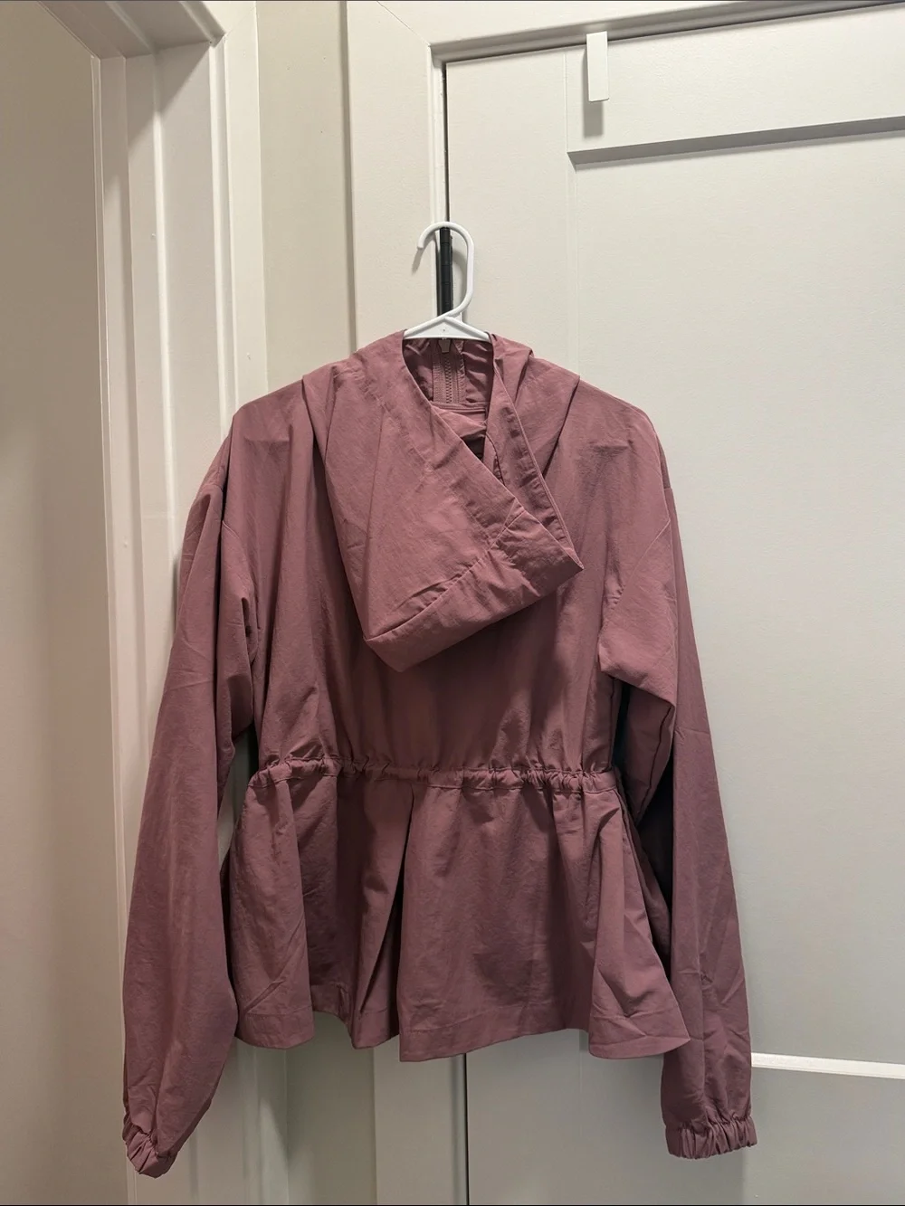 Nike lightweight hooded