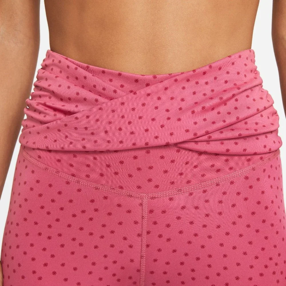 Nike nwt yoga