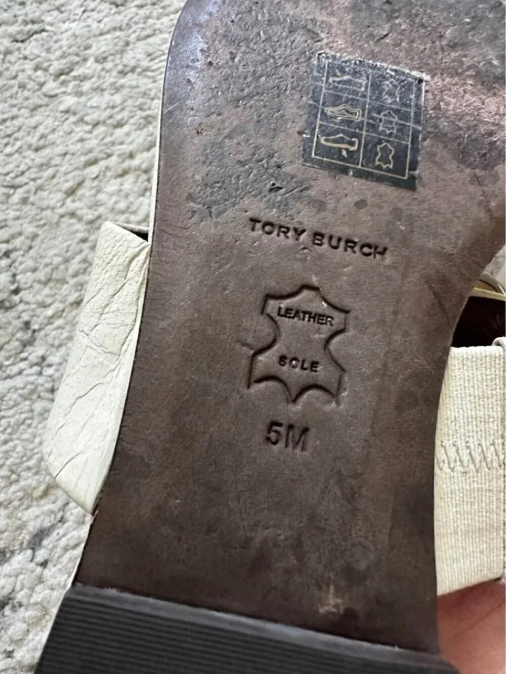 Tory Burch size guc