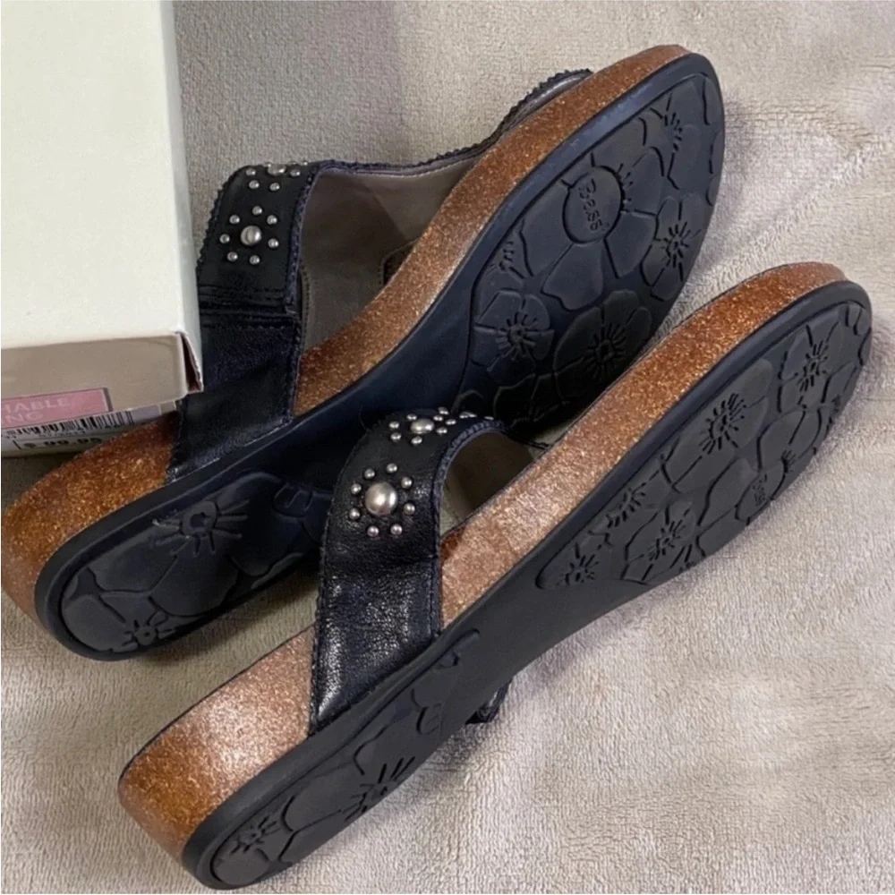 Bass Jolynn Black‎ Embellished Leather Sandals
