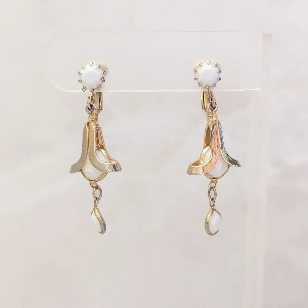 Vintage Clip On Earrings Gold Tone & White Stylish Dangle Drop Earrings