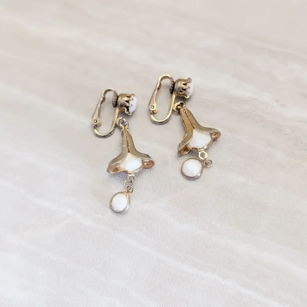 Vintage clip earrings