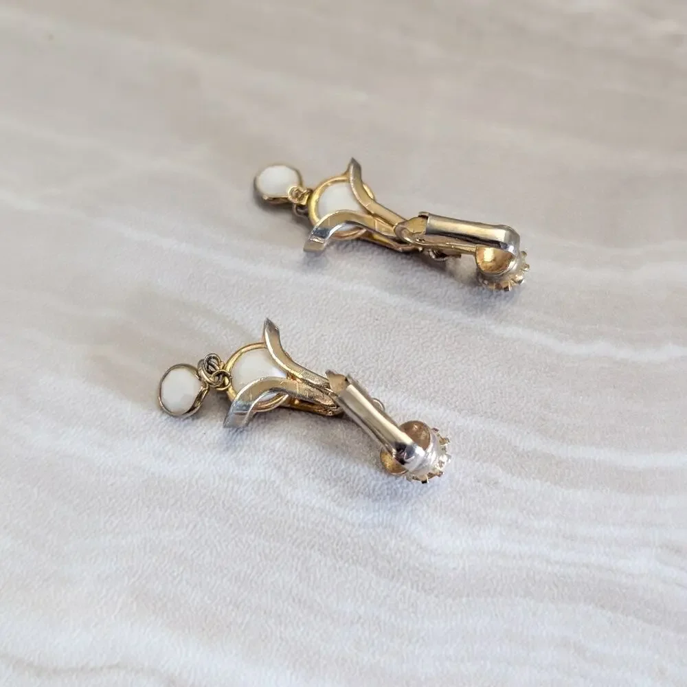 Vintage clip earrings