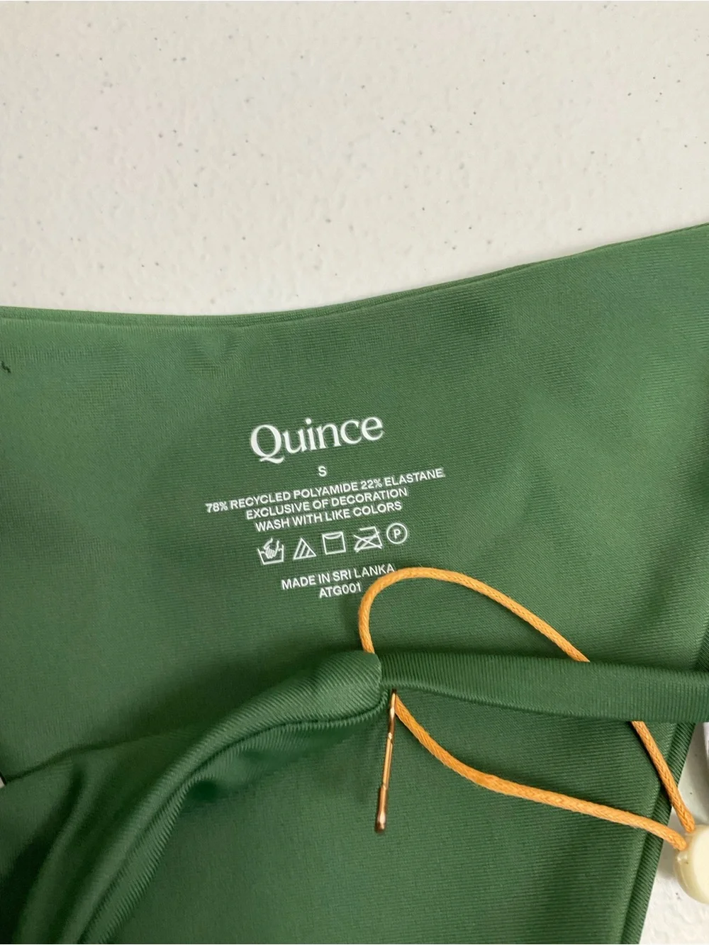 Quince sleek tie
