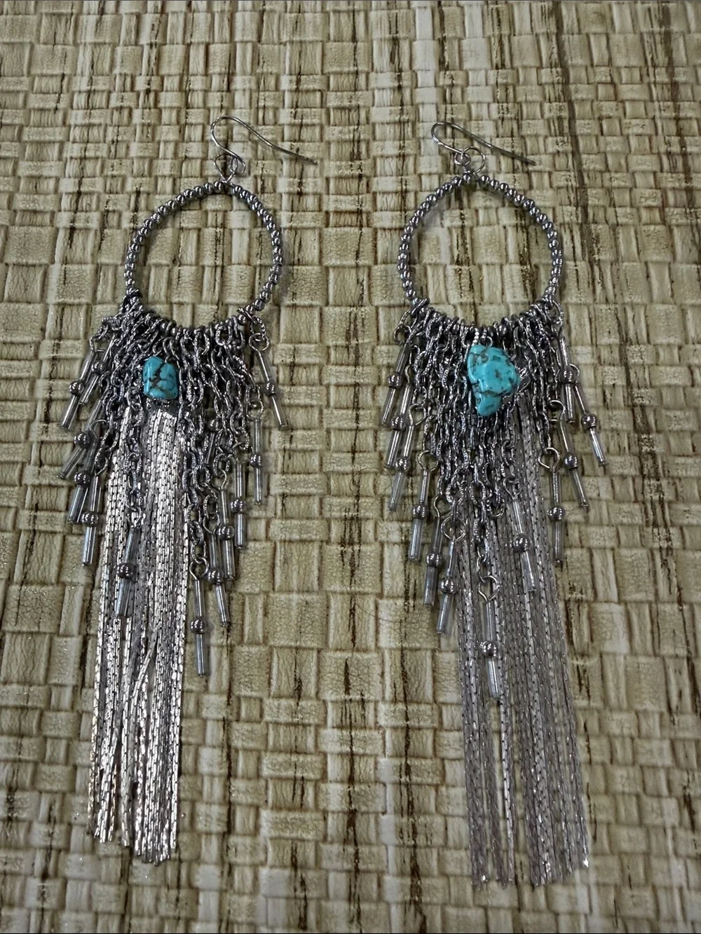 N/A pop wires ear