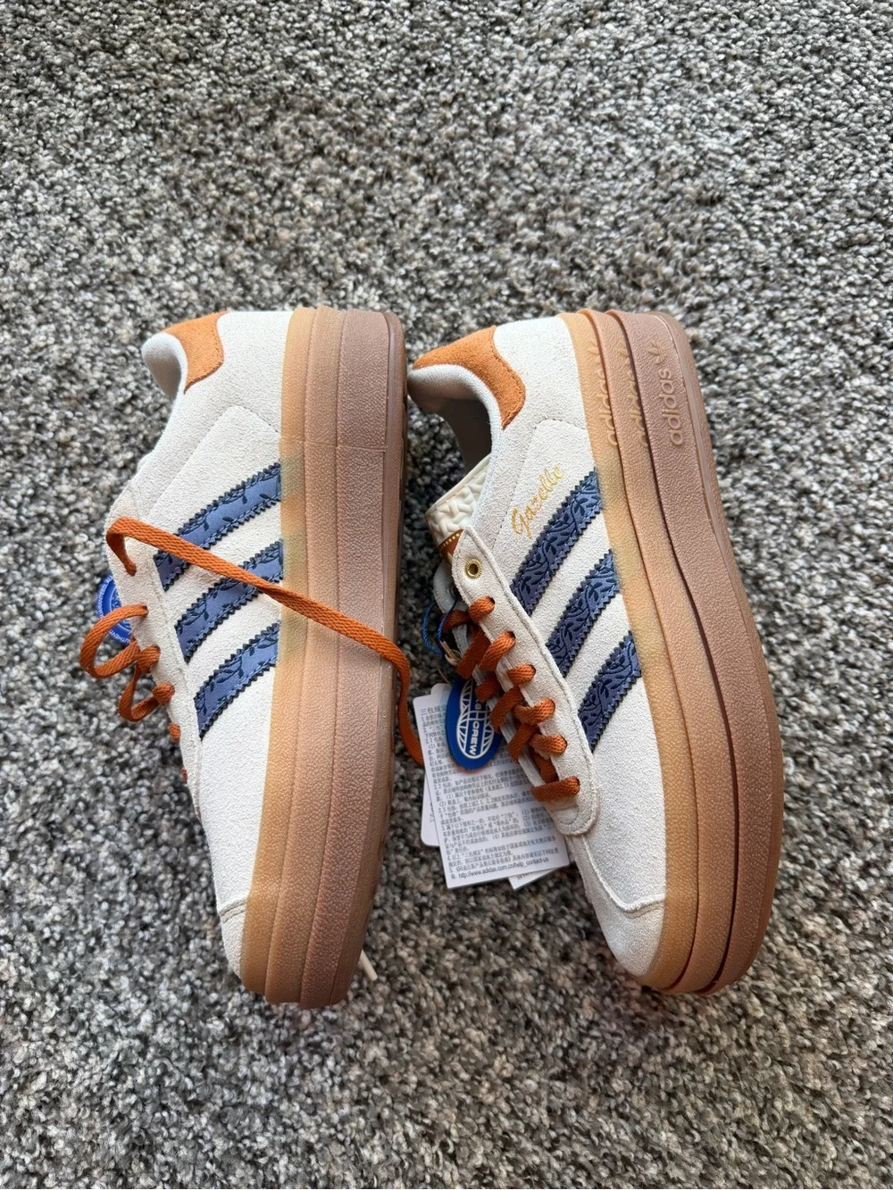 Adidas Gazelle NWT Cream & Blue Suede Low-Top Sneakers