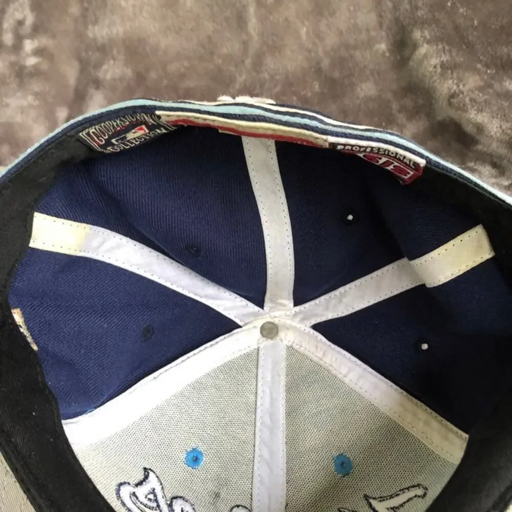 New York Yankees Hat Embroidered Fitted 7 5/8 Cooperstown Navy Baby Blue READ