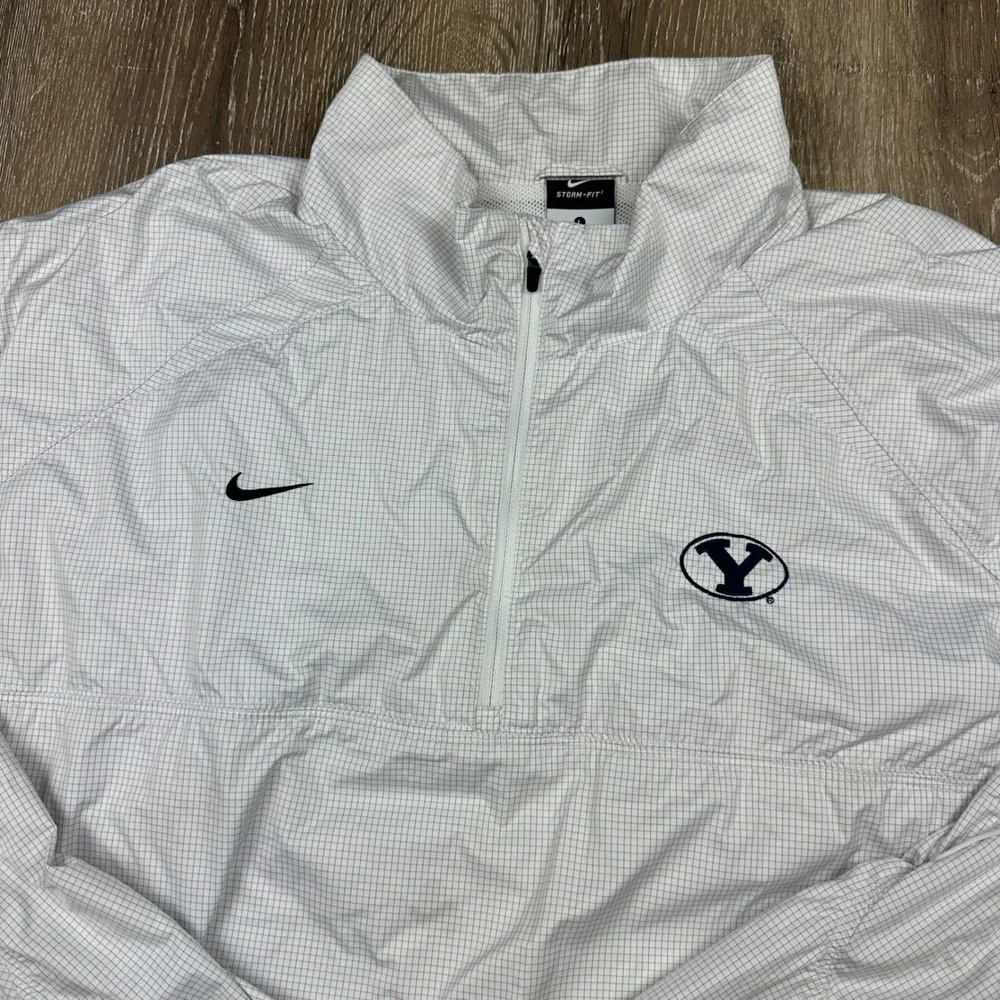 Nike storm fit